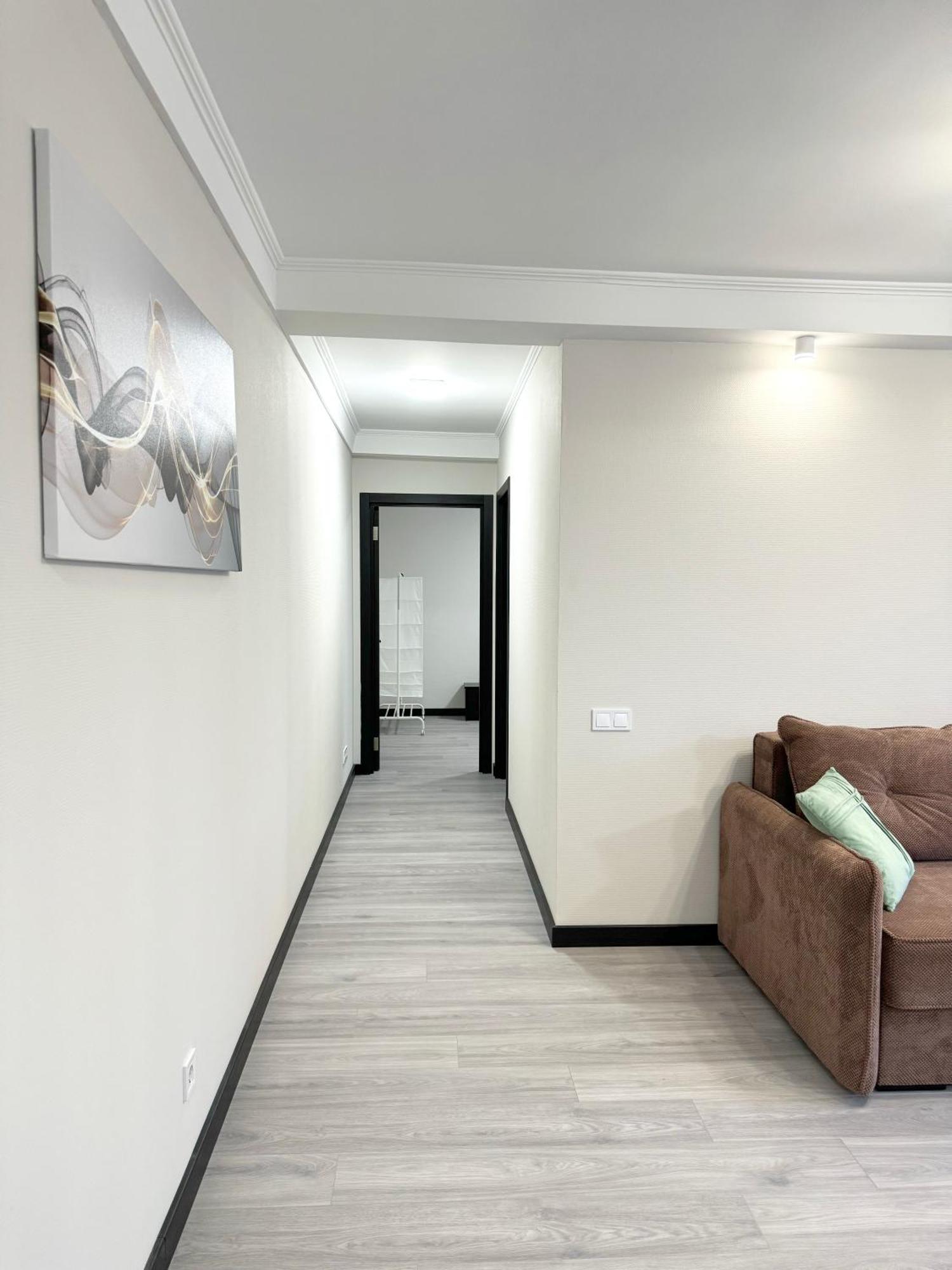Artal Apartment On Obolonskyi Avenue 16 Kiew Exterior foto